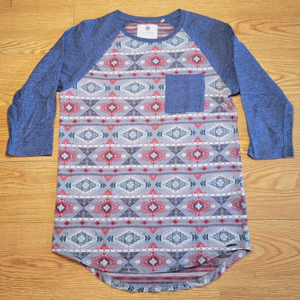 ON THE BYAS Men's Tribal Aztec Southwestern Baseball T Shirt Sz Small Multicolor